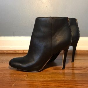 Sam Edelman Black 4 Inch Leather Booties Size 8